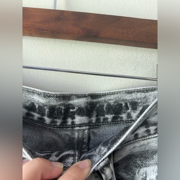 American Eagle gray ripped jeans regular size 4 - Picture 4 of 7